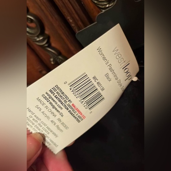 NWT West Loop Black Pashmina - Picture 5 of 6